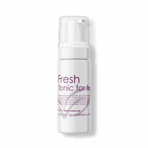 Herbal face toner with tea tree and peppermint oil