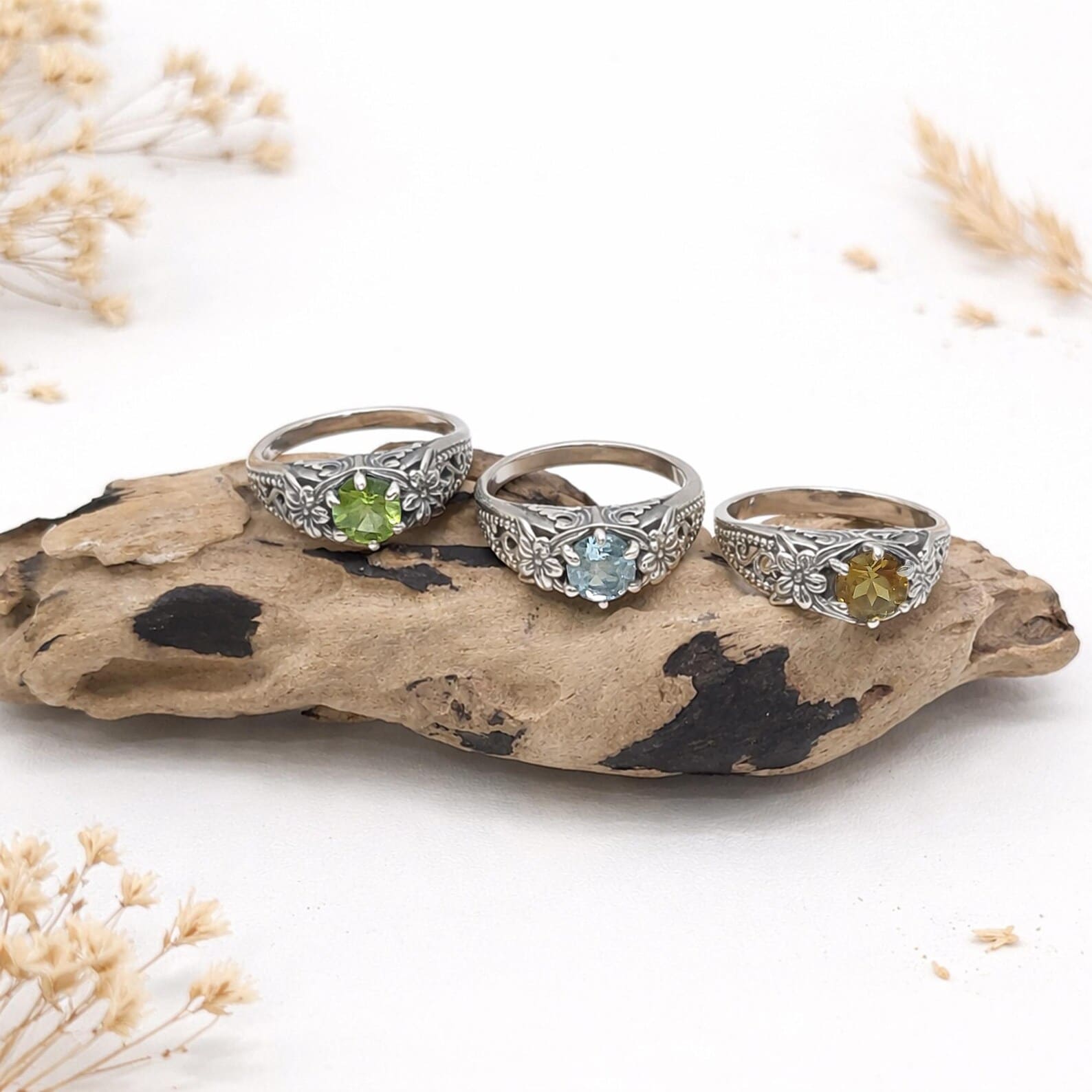 925 Silver Floral Ring Premium Jewelry Close View Handmade 925 sterling silver frangipani flower ring with detailed floral engraving