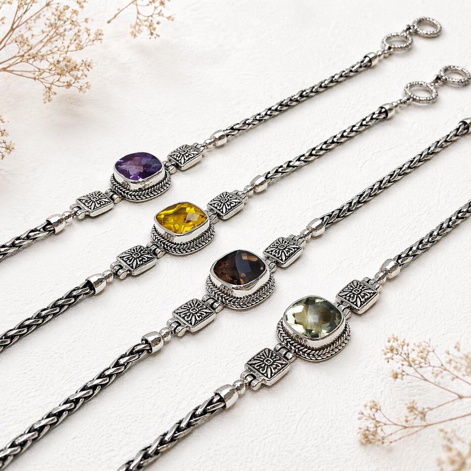 Minimalist Cushion Bracelet Studio Shot Elegant cushion chain bracelet with modern structure