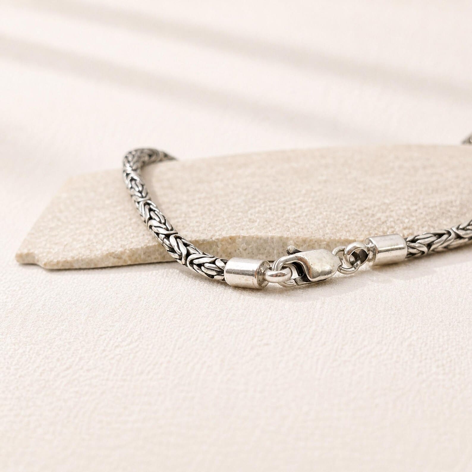 Sterling Silver 3mm Byzantine Bracelet Front View Handmade 3mm sterling silver Byzantine bracelet with delicate weave