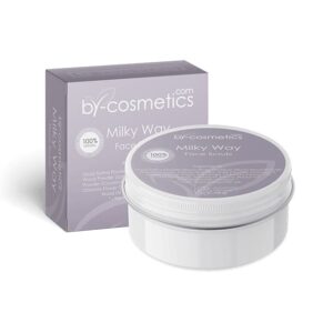 Botanical facial scrub removing dead skin cells