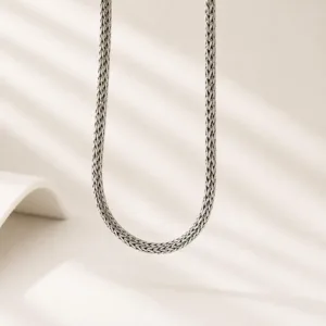 Handmade Bali sterling silver woven chain detailed close up