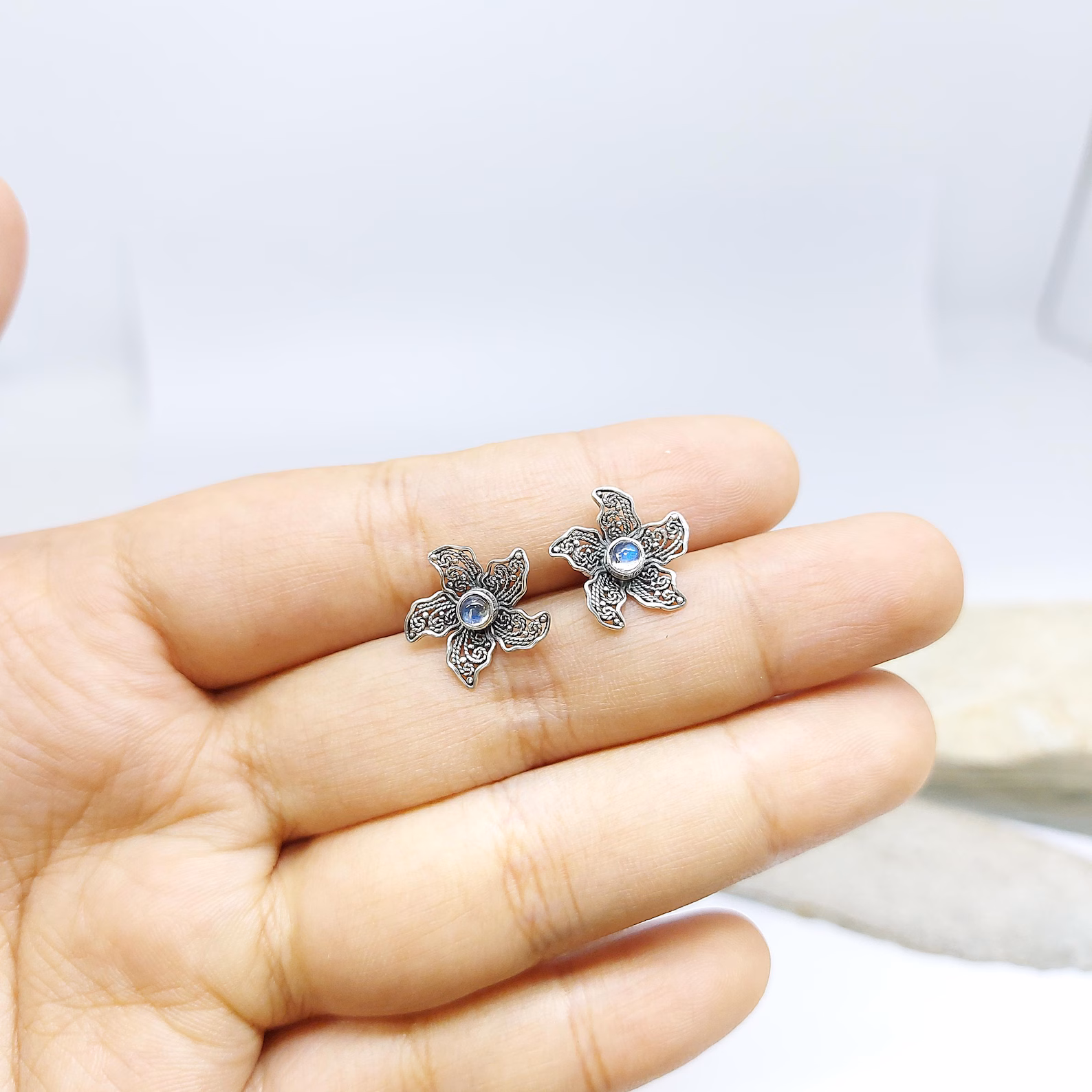 Balinese Artisan Flower Sterling Silver Earrings Close Up Colorful gemstone 925 silver flower earrings from Bali