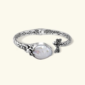 handmade silver frog and dragonfly bracelet with pearl
