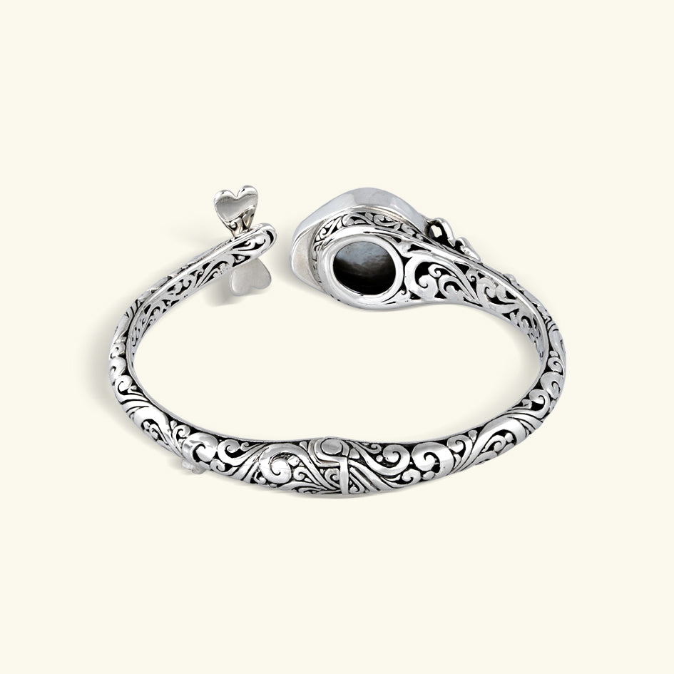 Balinese Sterling Silver Frog Cuff with Baroque Pearl Balinese 925 sterling silver frog cuff with freshwater pearl